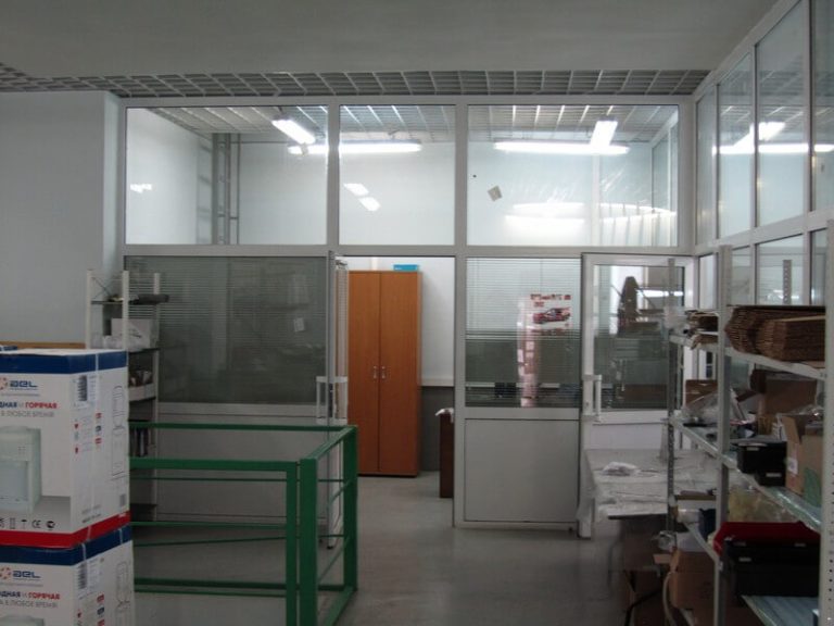 Алюминевые перегородки ООО «ЭЛК». 2006г.