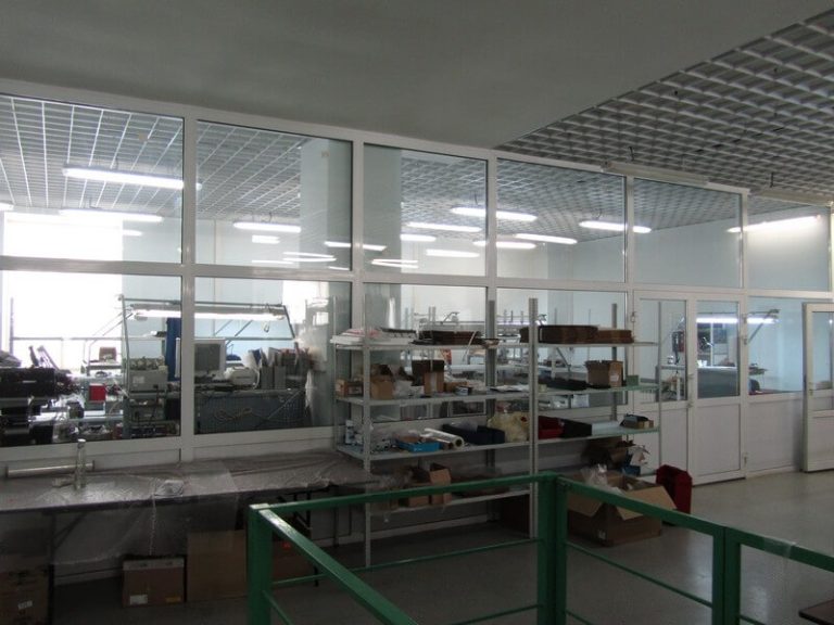 Алюминевые перегородки ООО «ЭЛК». 2006г.