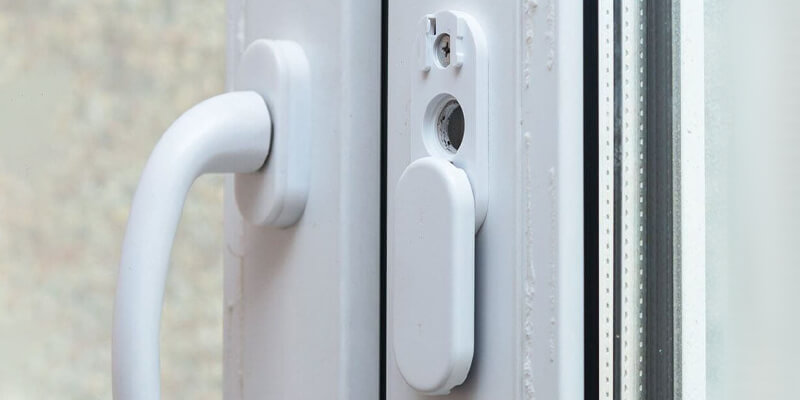 Розетка-заглушка для окна